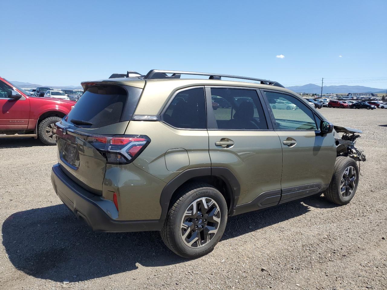 2025 Subaru Forester Premium - Фото 3