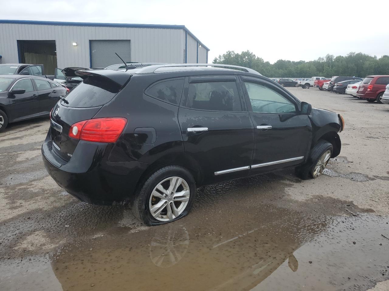 2015 Nissan Rogue Select S - Фото 3