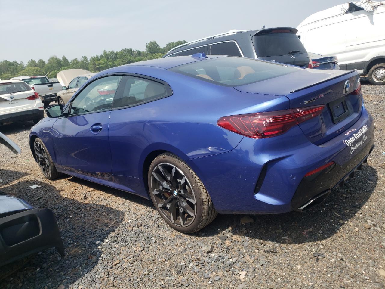 2025 BMW M440Xi - Фото 2