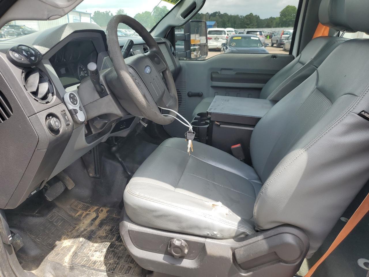 2015 Ford F450 Super Duty - Фото 7