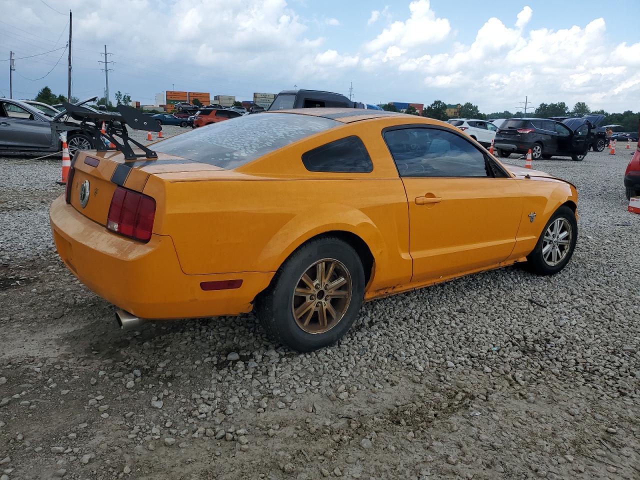 2009 Ford Mustang - Фото 3