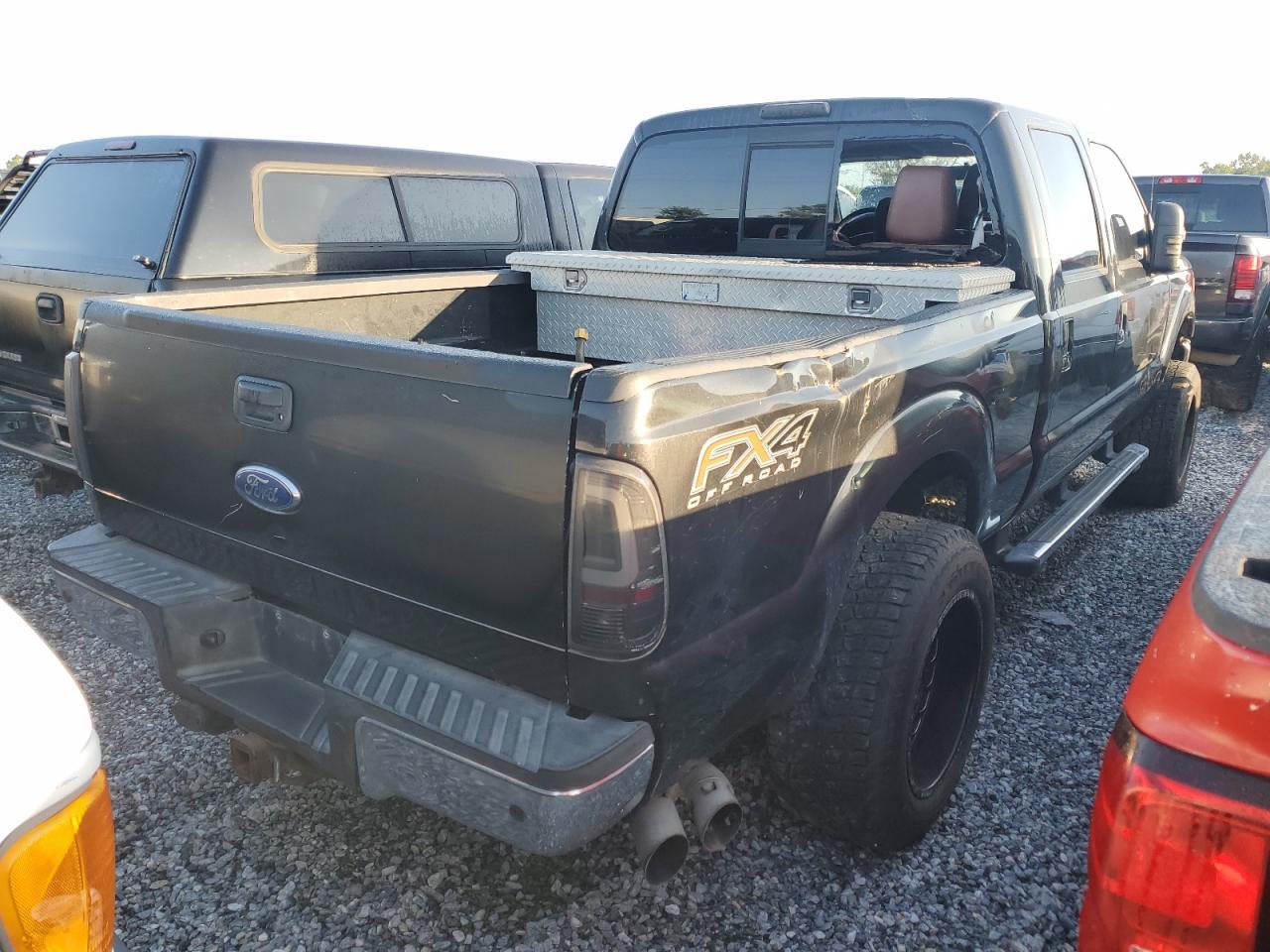 2015 Ford F250 Super Duty - Фото 3