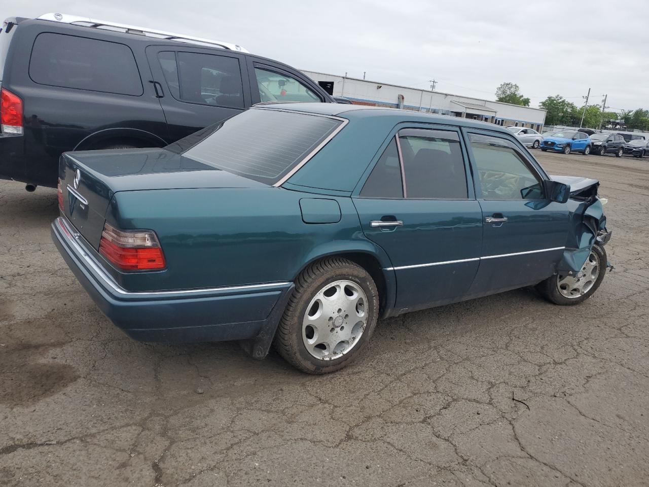 1995 Mercedes-Benz E 420 Base - Фото 3