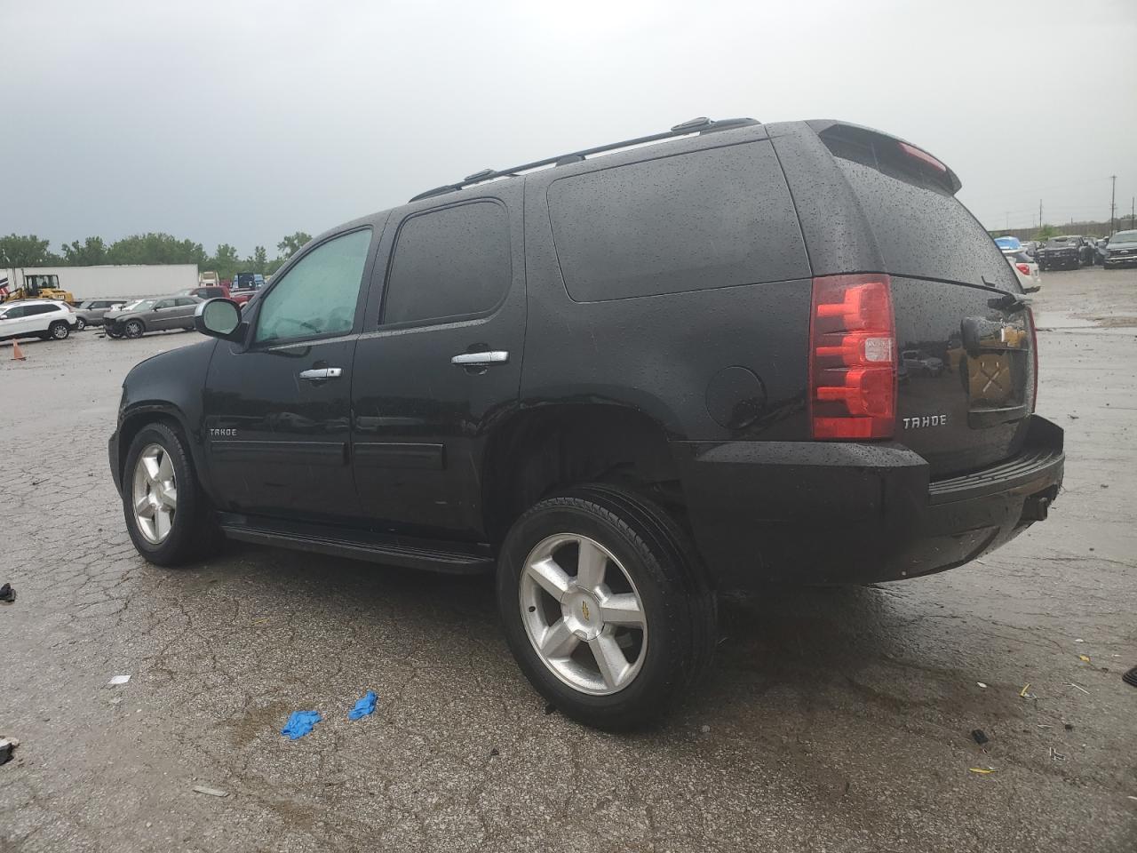 2013 Chevrolet Tahoe K1500 Ls - Фото 2