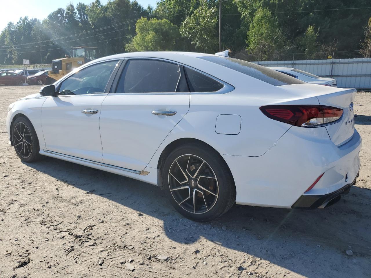 2018 Hyundai Sonata Sport - Фото 2