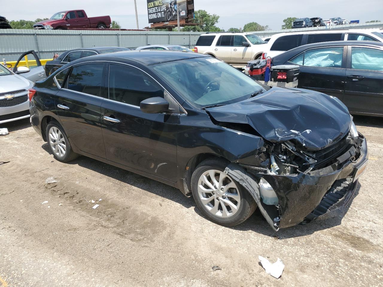 2019 Nissan Sentra S - Фото 4