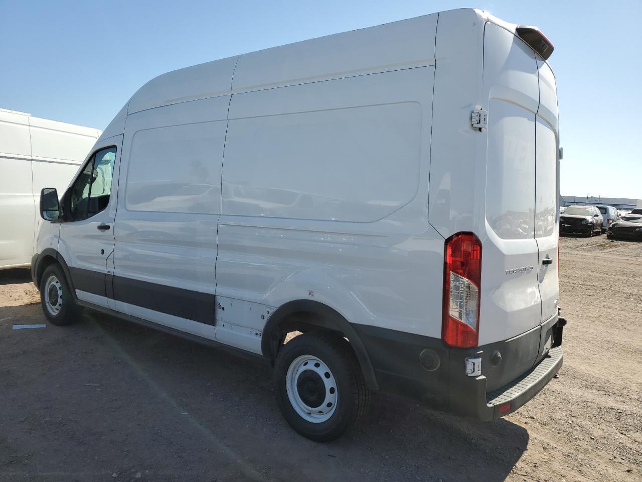 2022 Ford Transit T-250 - Фото 2