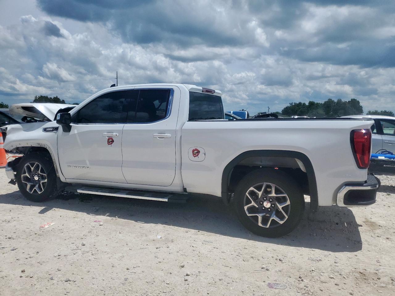 2023 GMC Sierra C1500 Sle - Фото 2