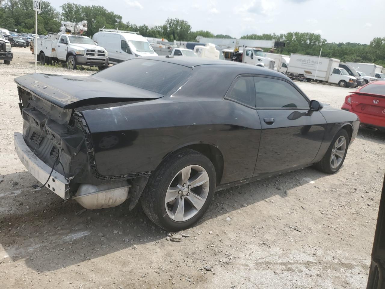 2021 Dodge Challenger Sxt - Фото 3