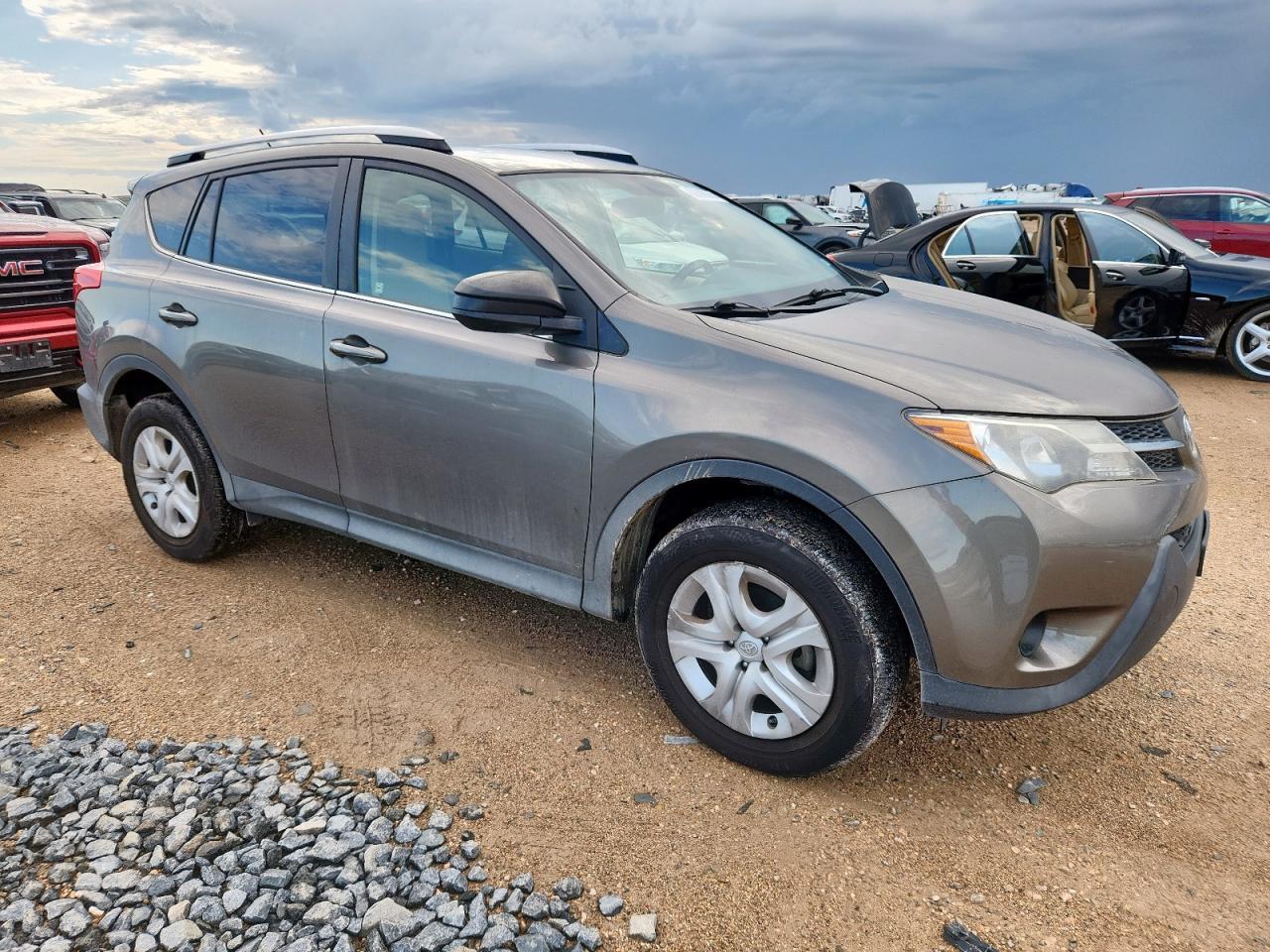 2013 Toyota Rav4 Le - Image 4