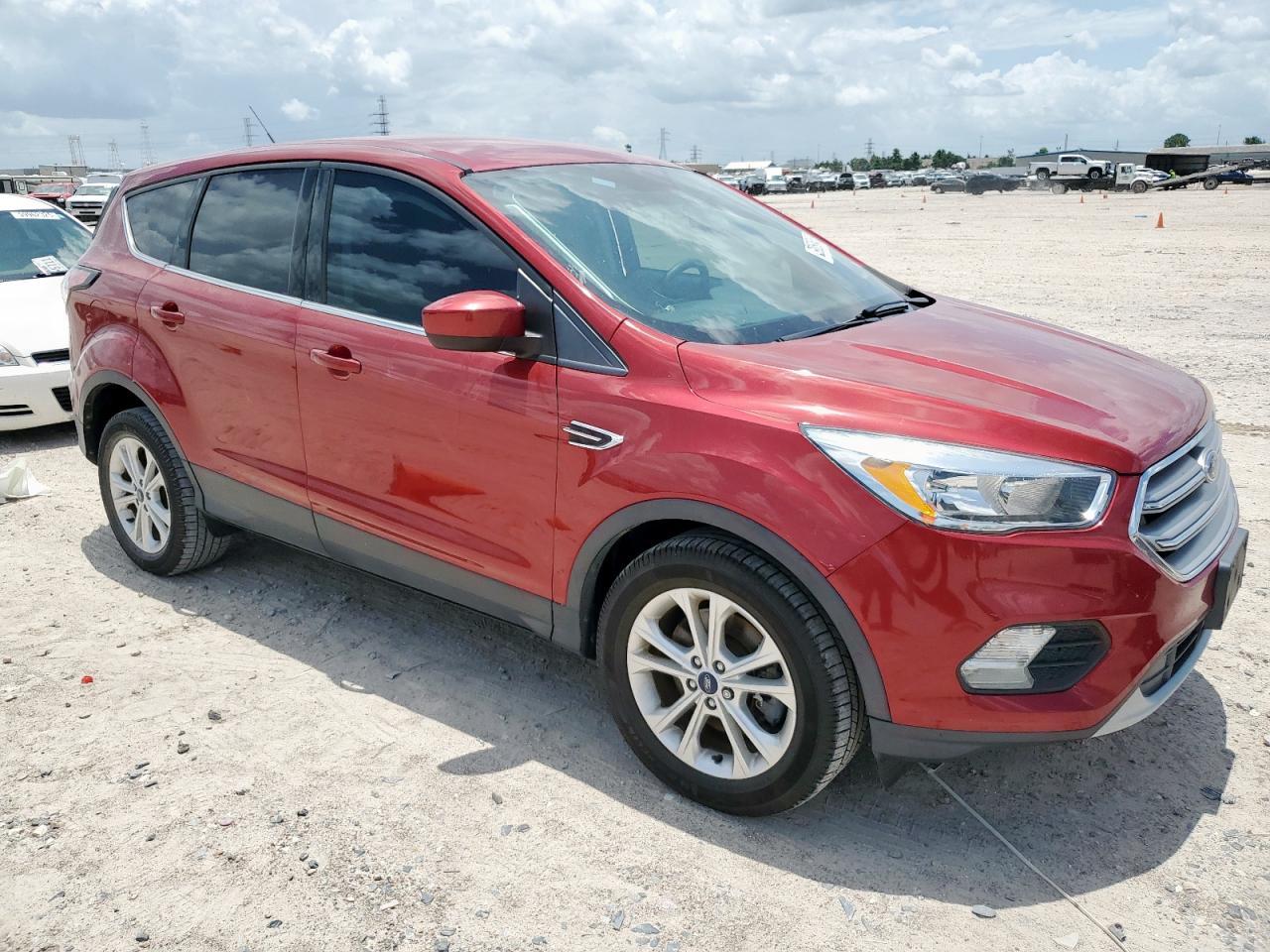 2017 Ford Escape Se - Фото 4