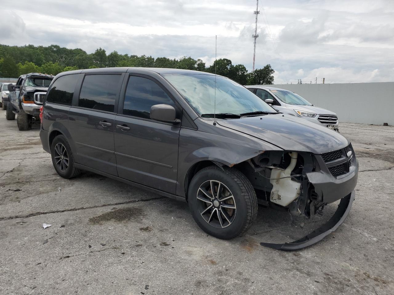 2017 Dodge Grand Caravan Se - Image 4