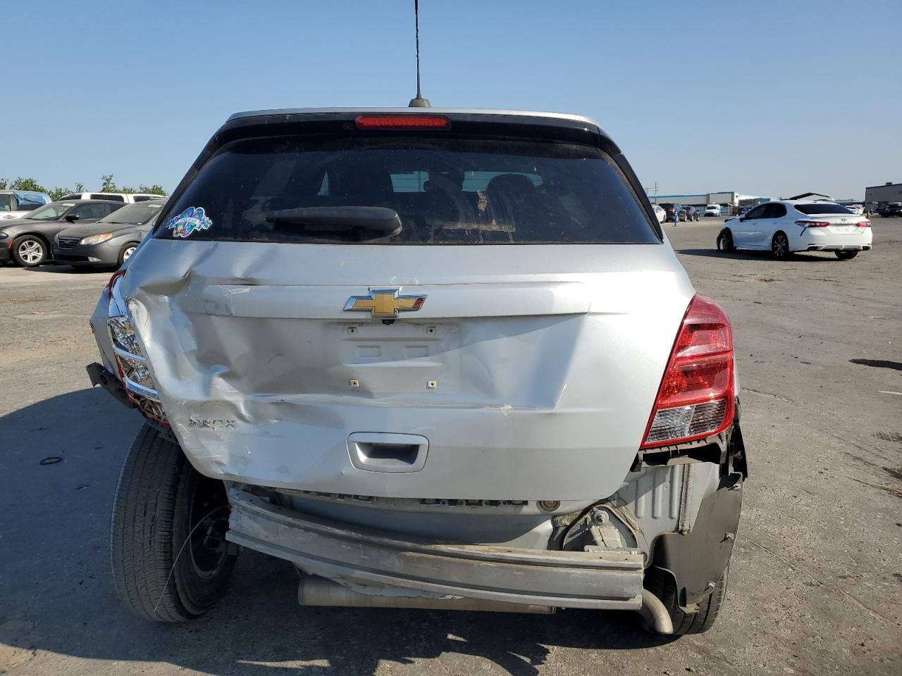 2020 Chevrolet Trax Ls - Image 6