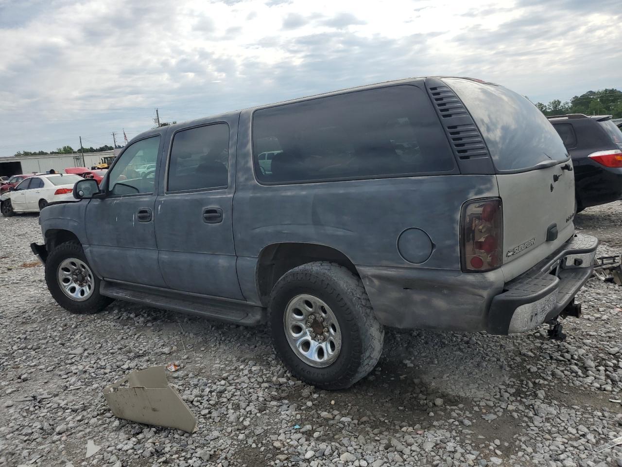 2002 Chevrolet Suburban - Image 2
