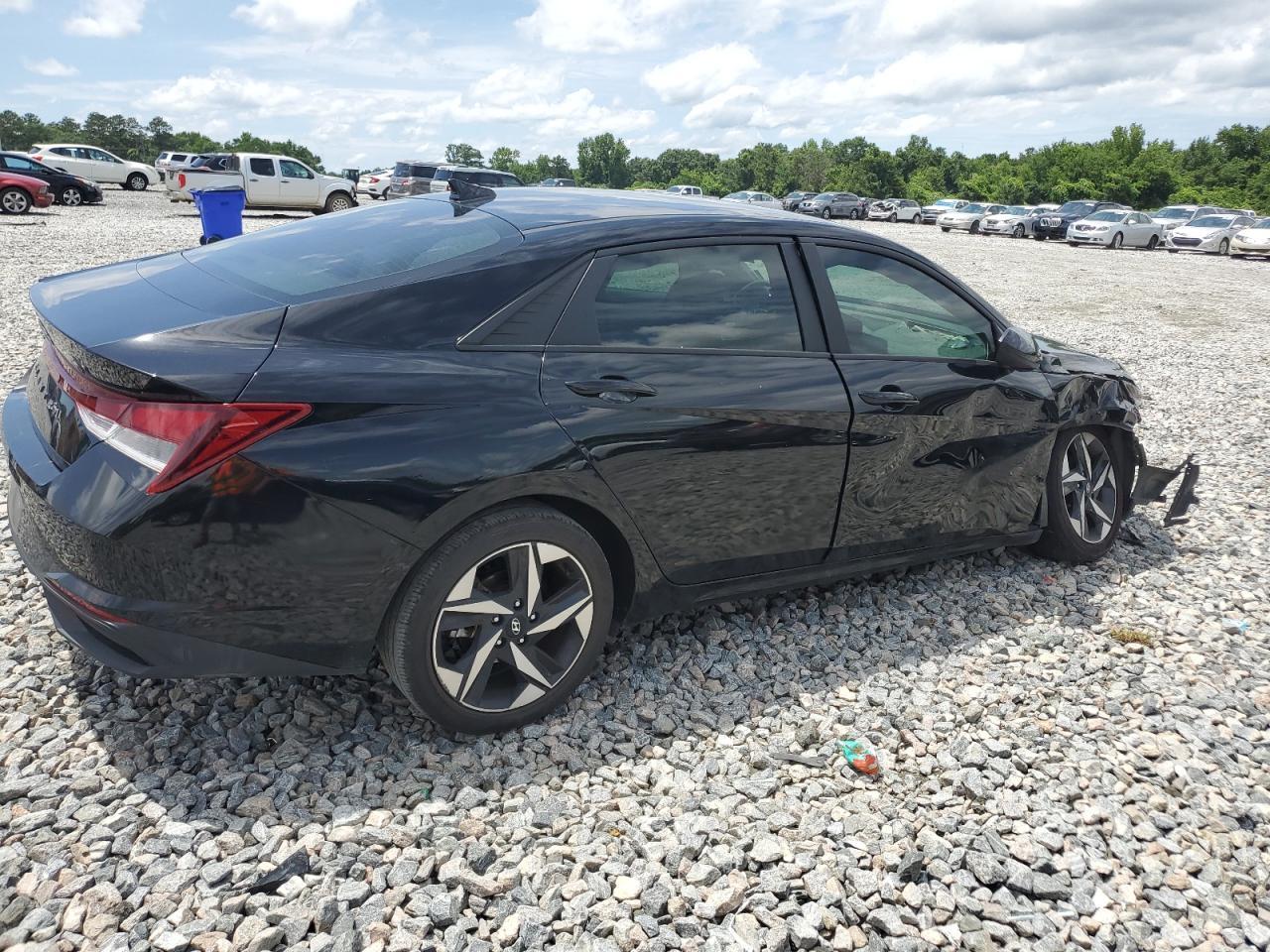 2023 Hyundai Elantra Sel - Фото 3