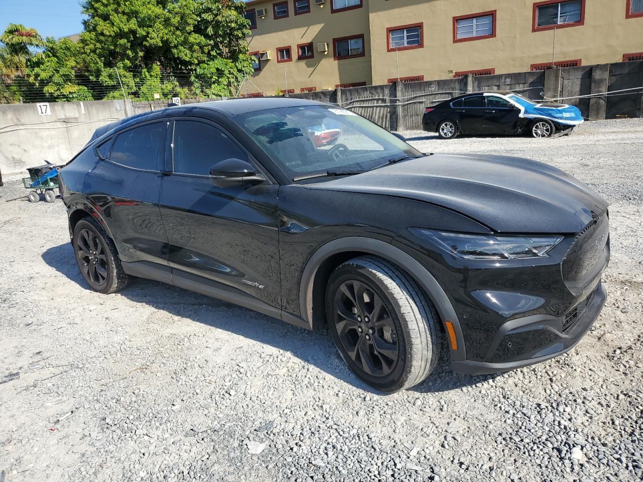 2024 Ford Mustang Mach-E Select - Фото 4