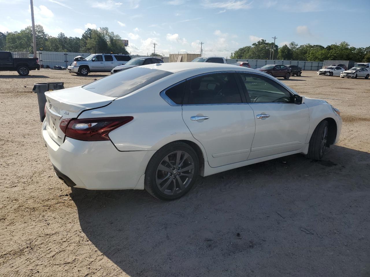 2018 Nissan Altima 2.5 - Фото 3
