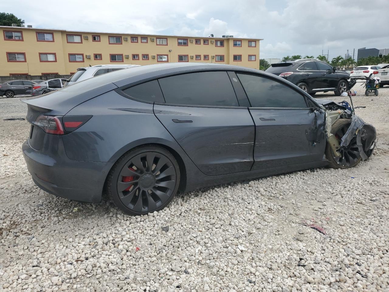 2021 Tesla Model 3 - Фото 3