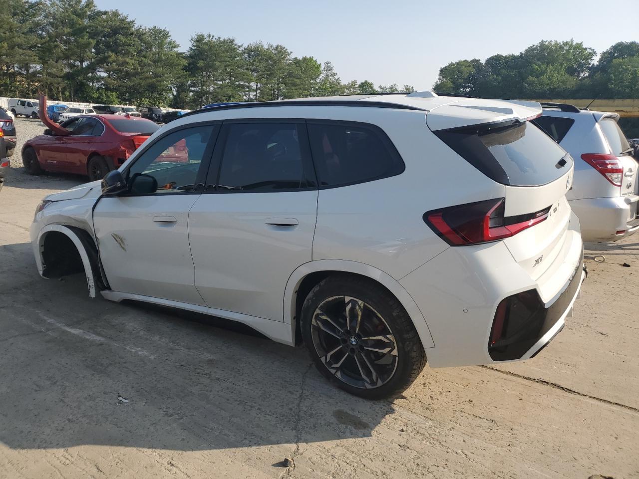2025 BMW X1 xDrive28I - Фото 2