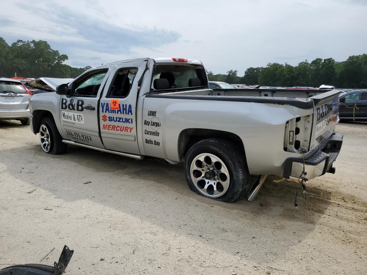 2011 Chevrolet Silverado C1500 Ls - Image 2