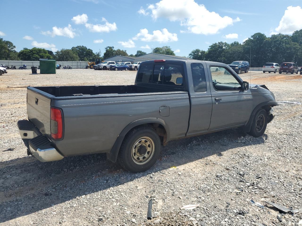 2000 Nissan Frontier King Cab Xe - Image 3