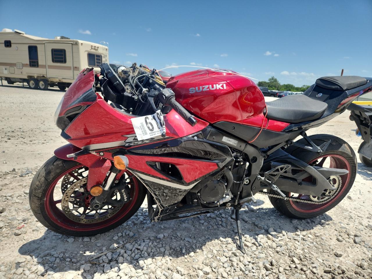 2025 Suzuki Gsx-R1000 - Фото 3