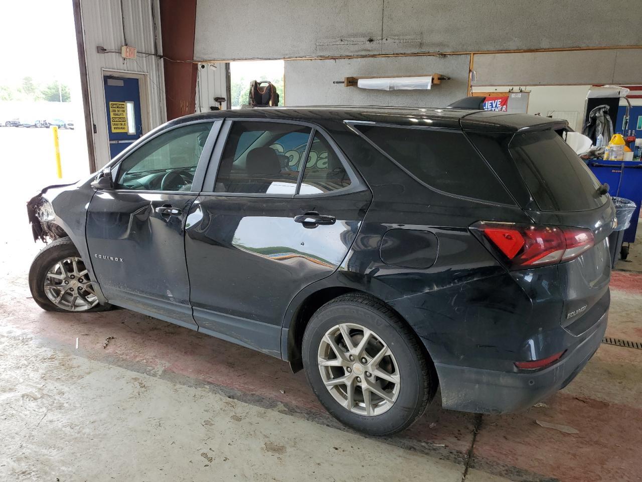 2024 Chevrolet Equinox Ls - Image 2