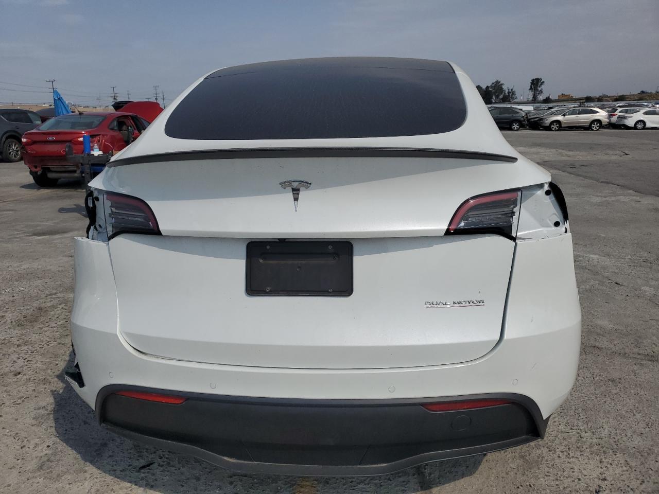 2022 Tesla Model Y - Фото 6