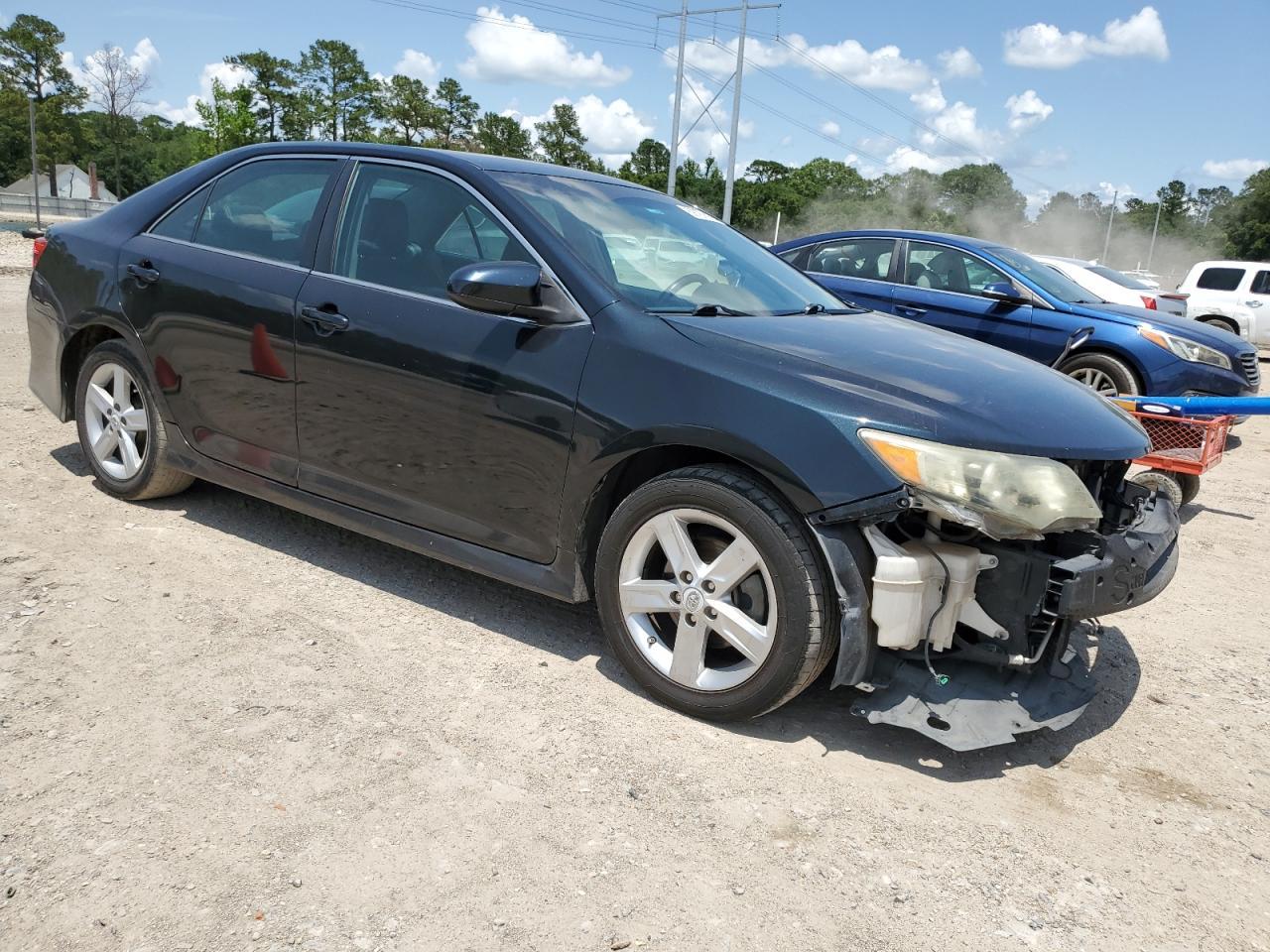 2012 Toyota Camry Base - Фото 4