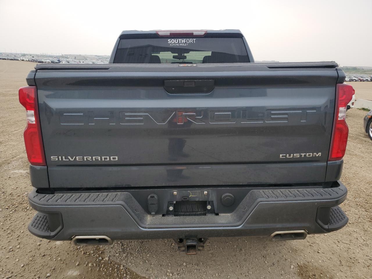 2019 Chevrolet Silverado K1500 Custom - Фото 6