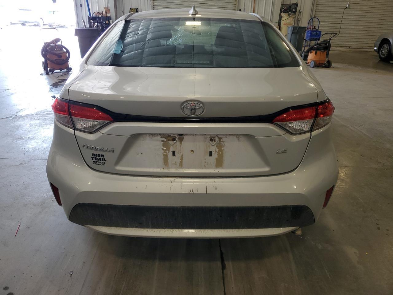 2020 Toyota Corolla Le - Image 6