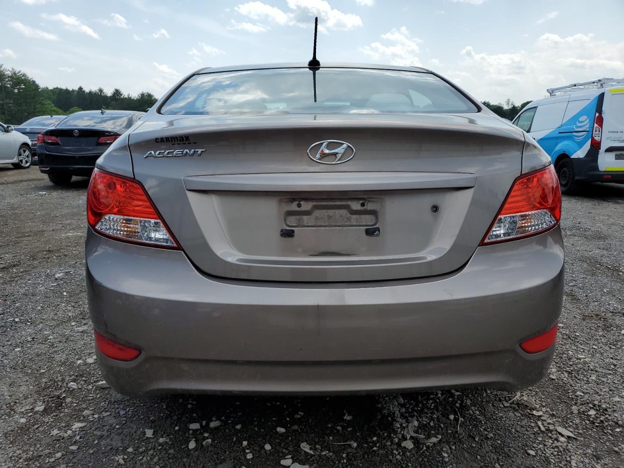 2013 Hyundai Accent Gls - Image 6