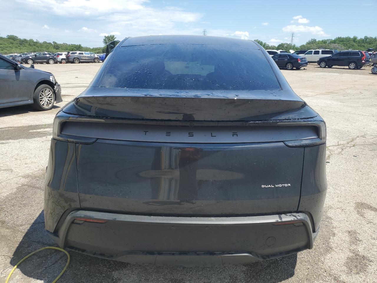 2026 Tesla Model Y - Image 6