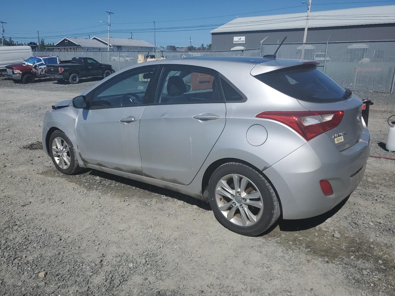 2014 Hyundai Elantra Gt - Image 2