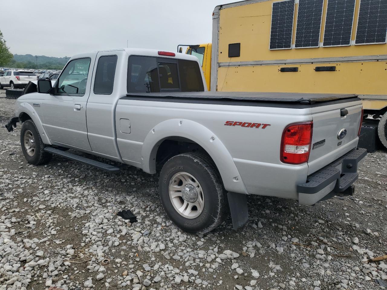 2011 Ford Ranger Super Cab - Image 2