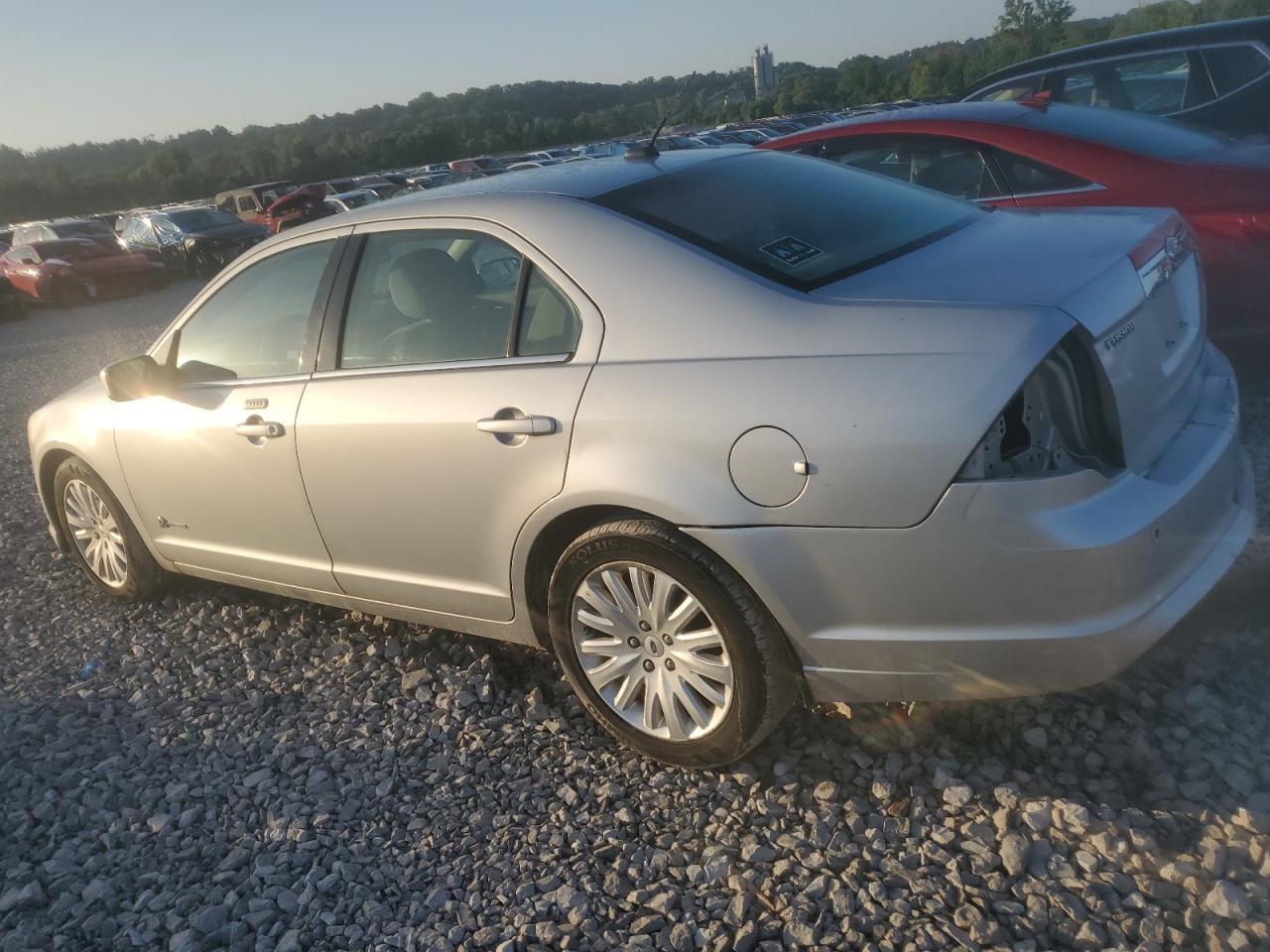 2010 Ford Fusion Hyb - Фото 2