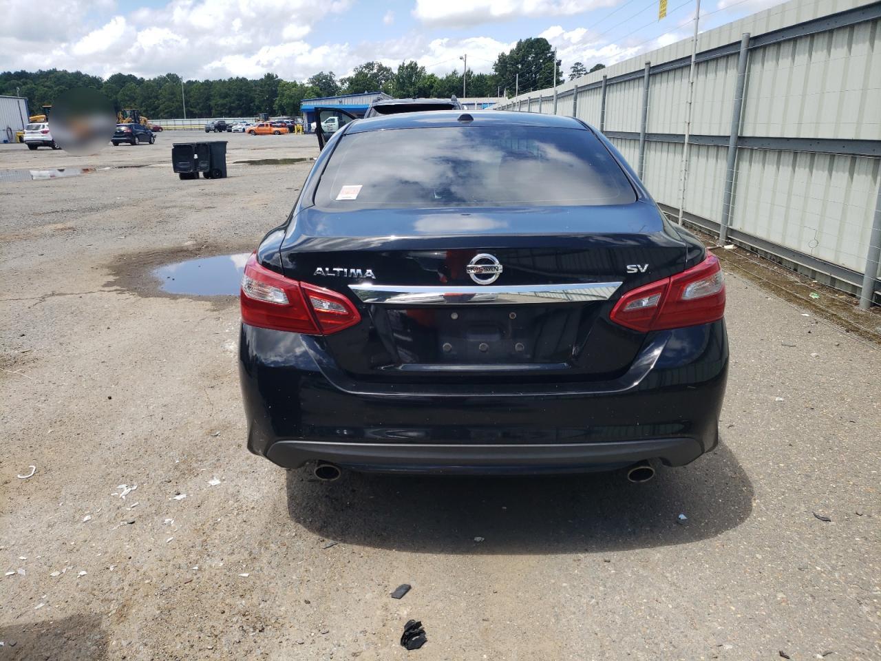 2018 Nissan Altima 2.5 - Image 6