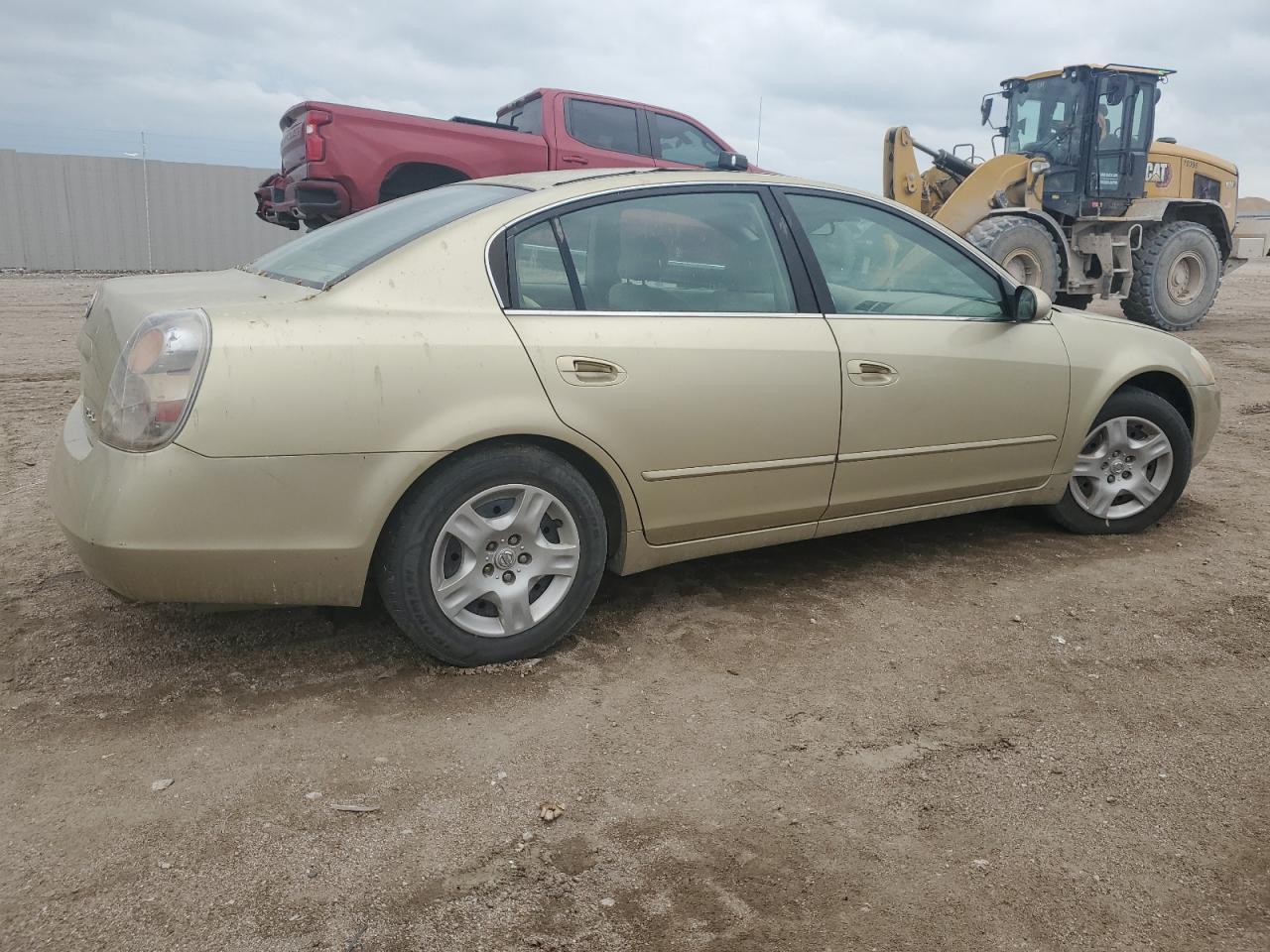 2003 Nissan Altima - Image 3