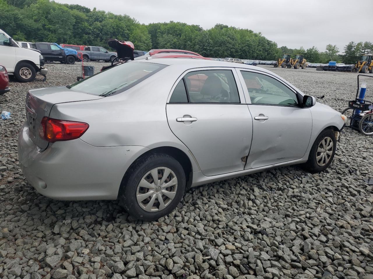 2010 Toyota Corolla Base - Фото 3