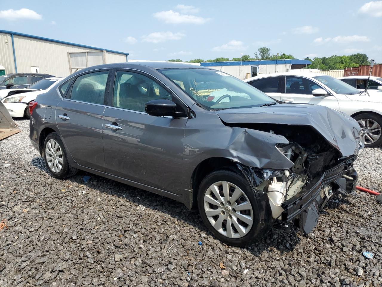 2017 Nissan Sentra S - Фото 4