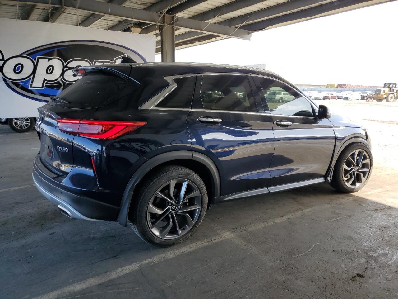 2021 Infiniti Qx50 Sensory - Image 3