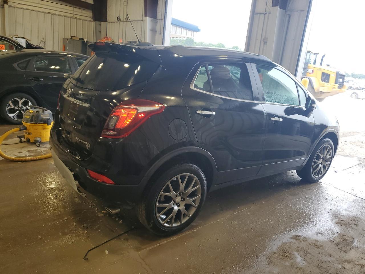 2019 Buick Encore Sport Touring - Фото 3