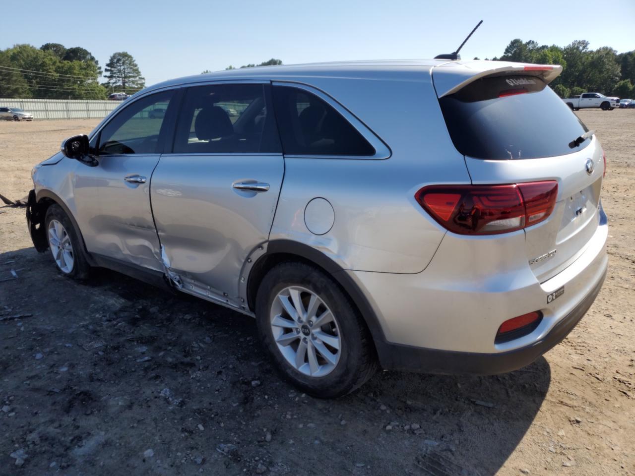 2020 Kia Sorento S - Фото 2