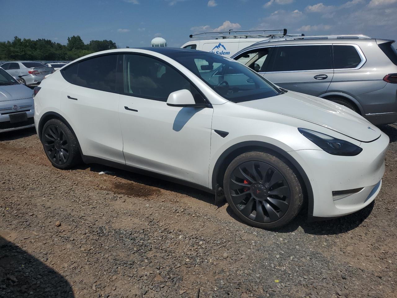 2022 Tesla Model Y - Фото 4