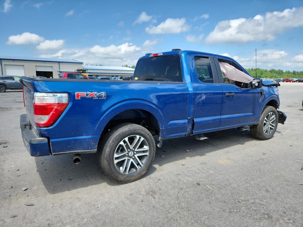 2023 Ford F150 Super Cab - Фото 3