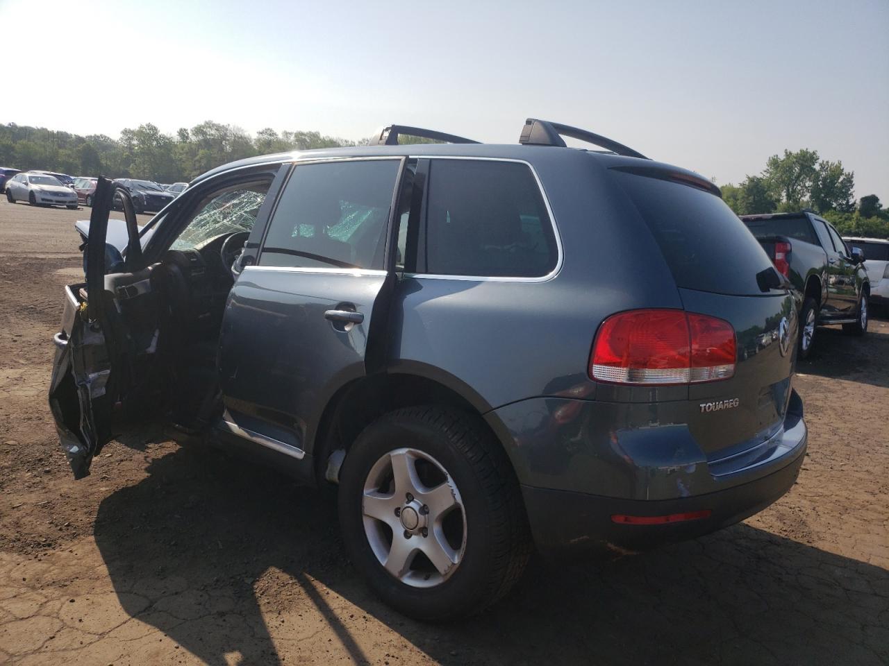 2004 Volkswagen Touareg 3.2 - Фото 2