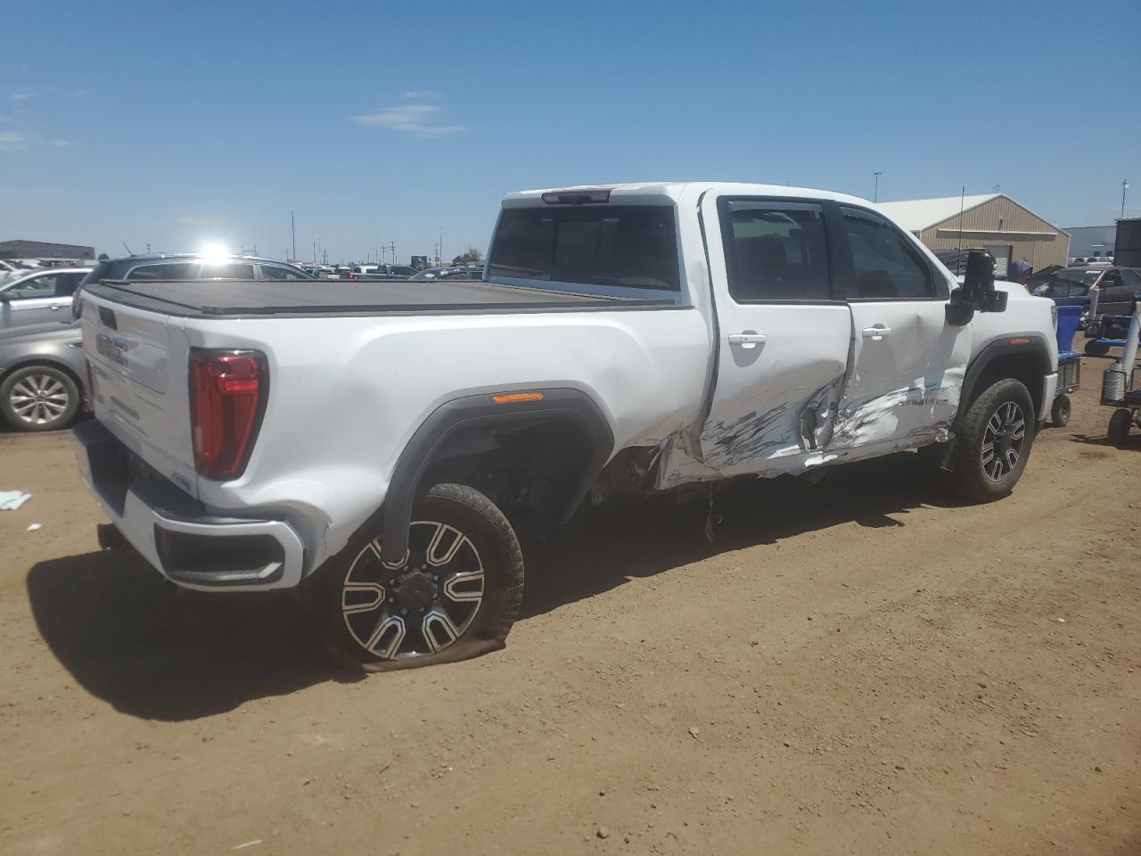 2020 GMC Sierra K2500 At4 - Image 3