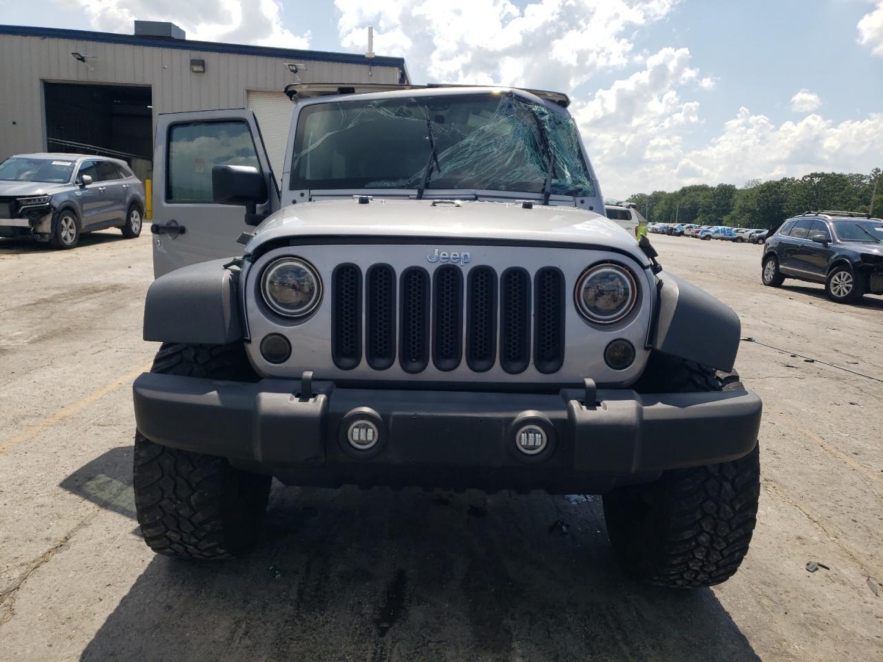 2016 Jeep Wrangler Unlimited Rubicon - Фото 5