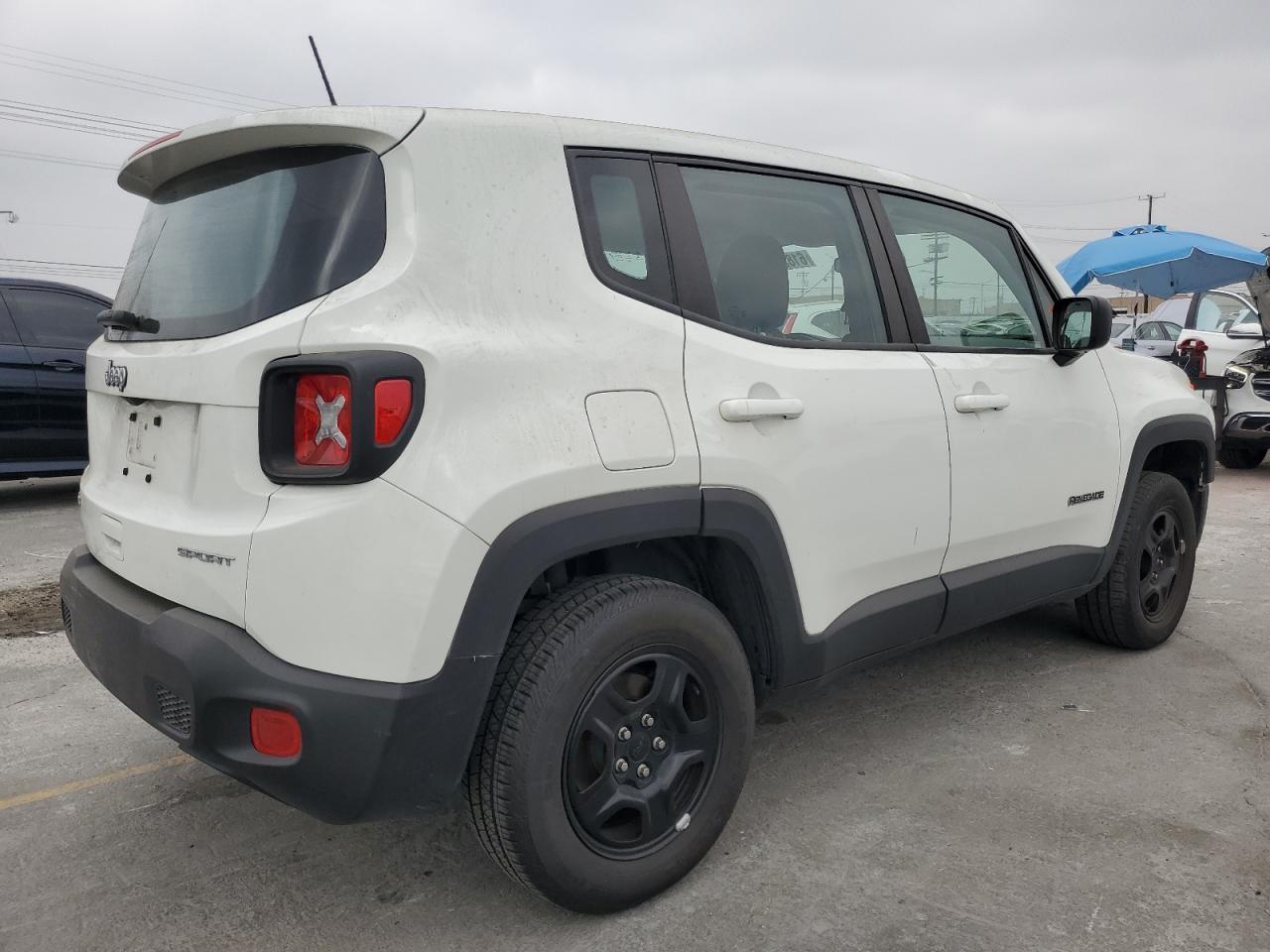 2022 Jeep Renegade Sport - Фото 3