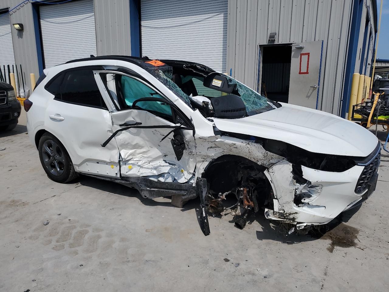 2024 Ford Escape St Line - Image 4